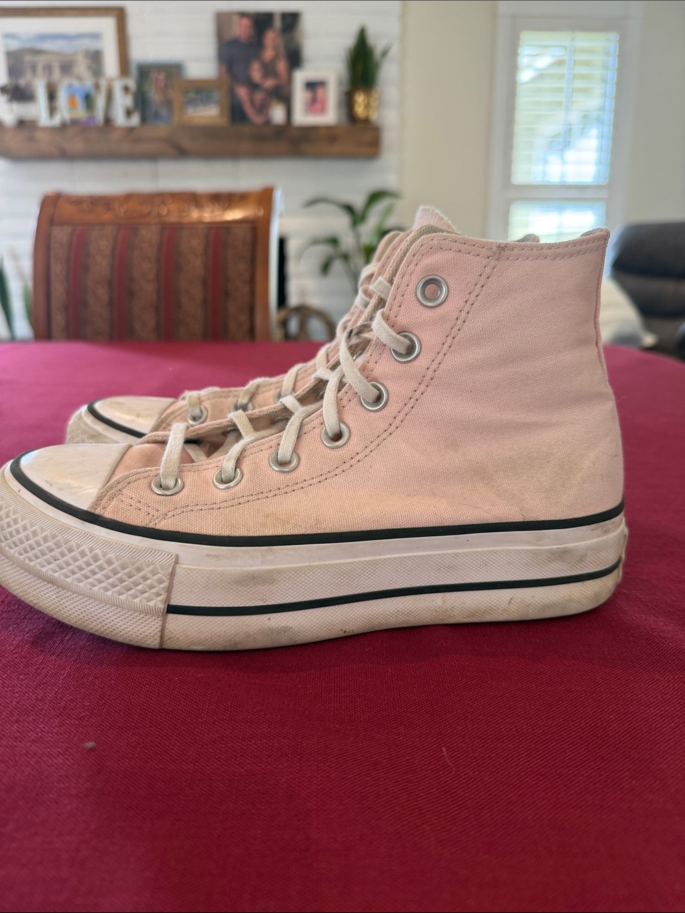 Women's High-Top Canvas Sneakers in Light Pink
